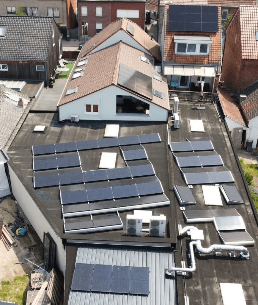 Zonnepanelen - Cyaan & Co